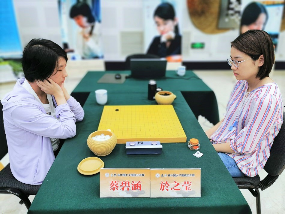 包含强强对话：谁将成为比赛的主角？的词条